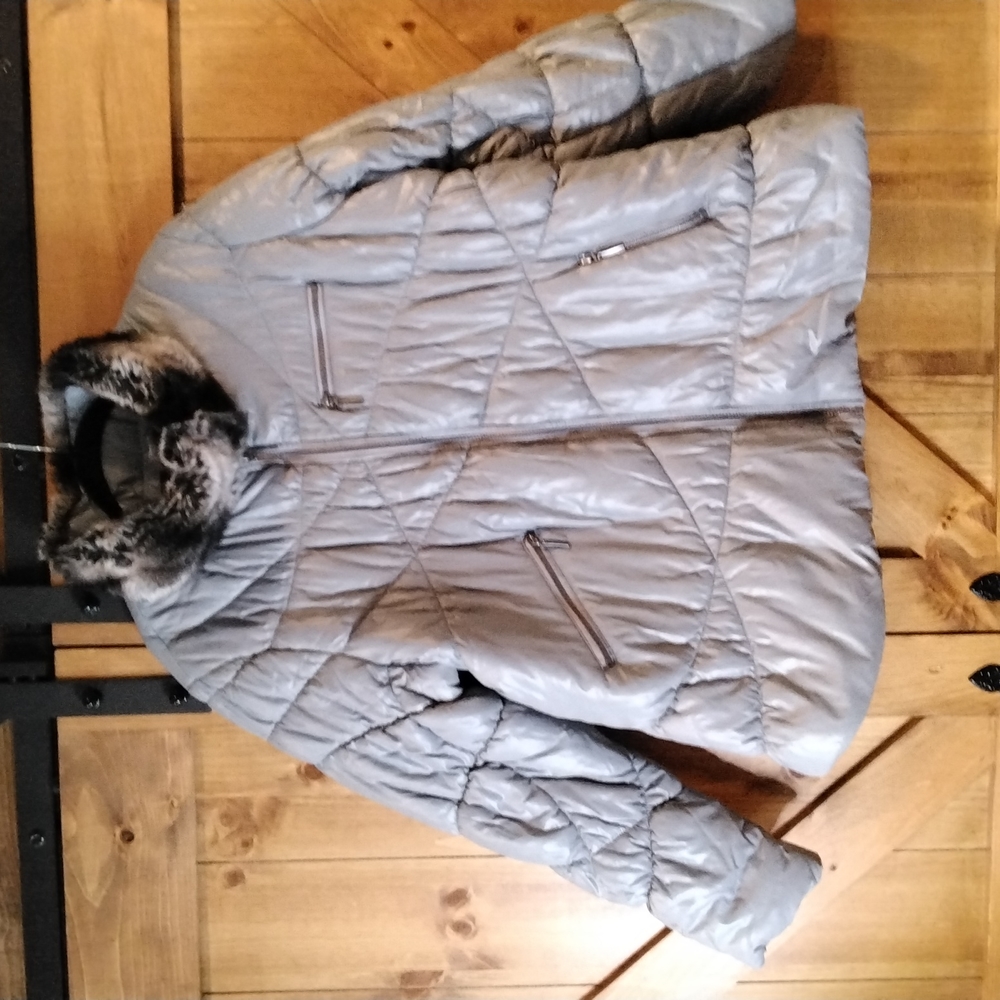 Lane Bryant Gray Nylon and Polyester Jacket with Faux Fir Collar Size 22/24